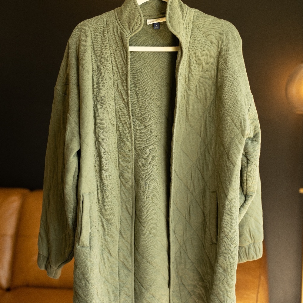 universal threads green quilted jacket